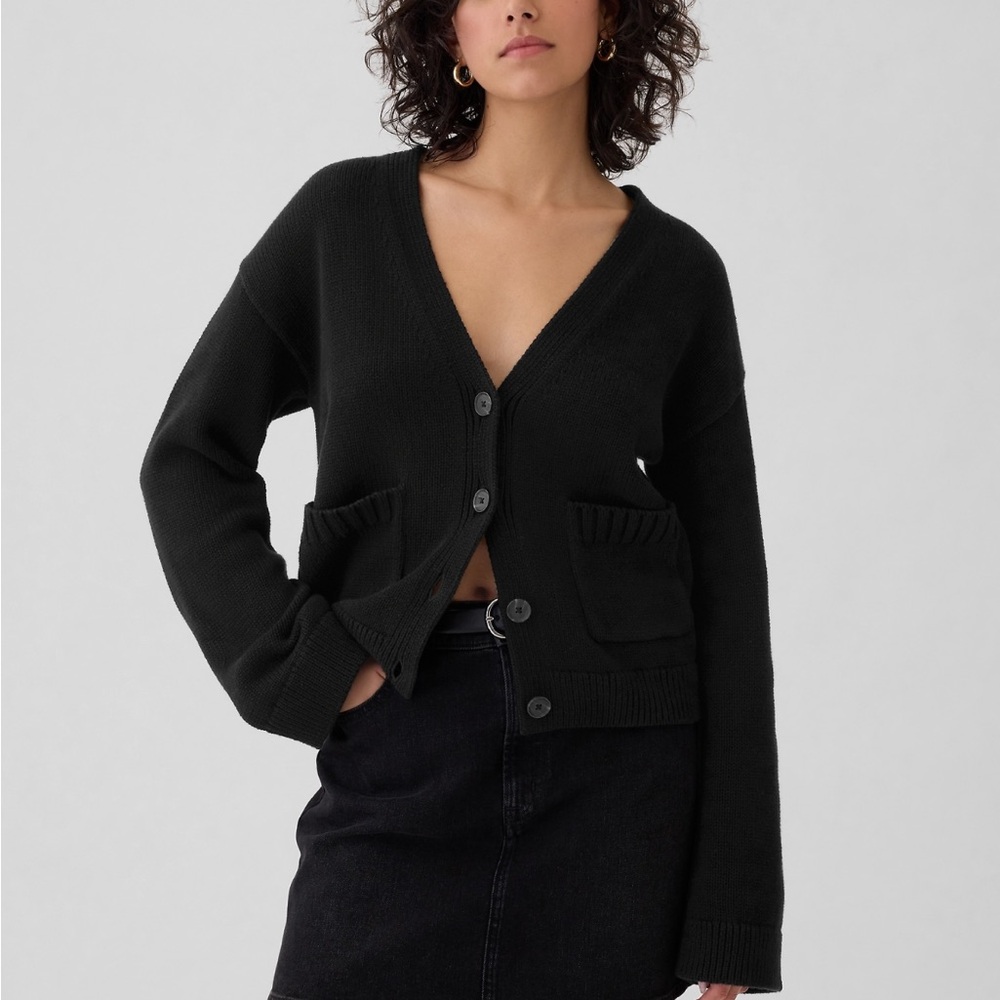 GAP pocket cardigan